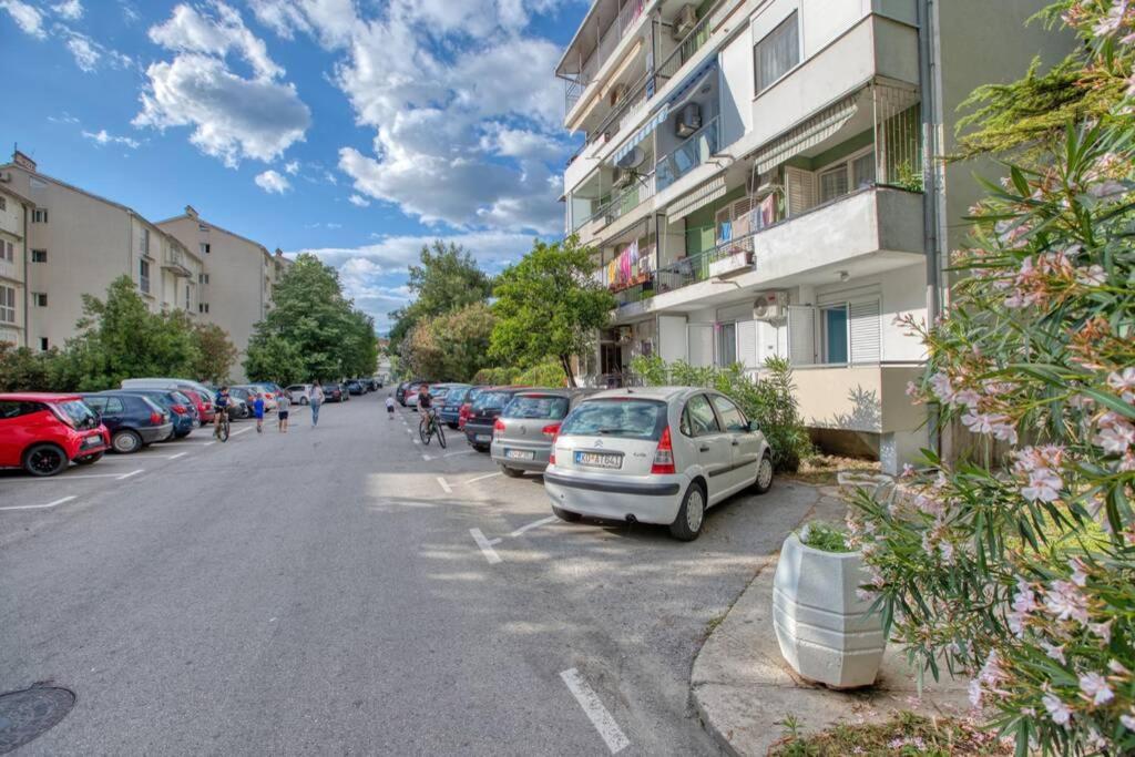 Apartment Milos Kotor Extérieur photo